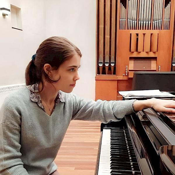 Anna Mikhailova